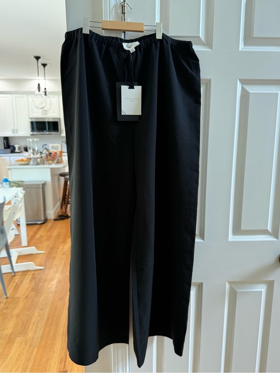 Pomander Place Pants - Pomander Place Black Wide-Leg Pants NWT